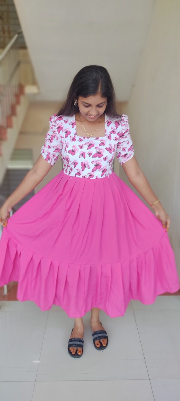 Feeding Gowns/Maternity Wears - Image 5