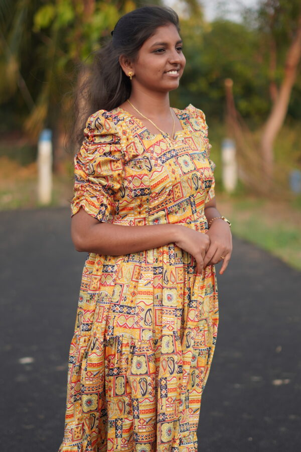 3 tier full length feeding kuruthi - Image 7