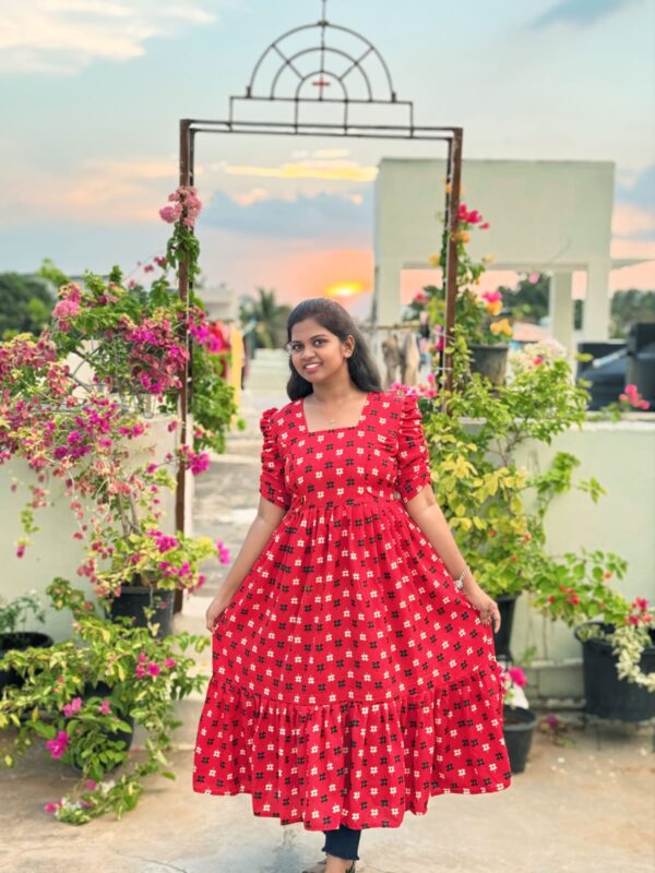 Premium crepe fabric feeding kuruthi