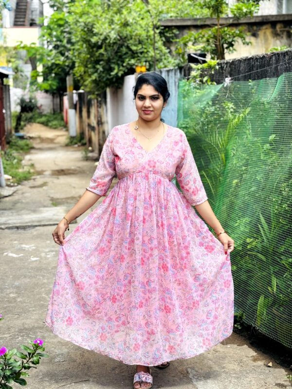 Budget Friendly Aliya Cut Feeding Kurti