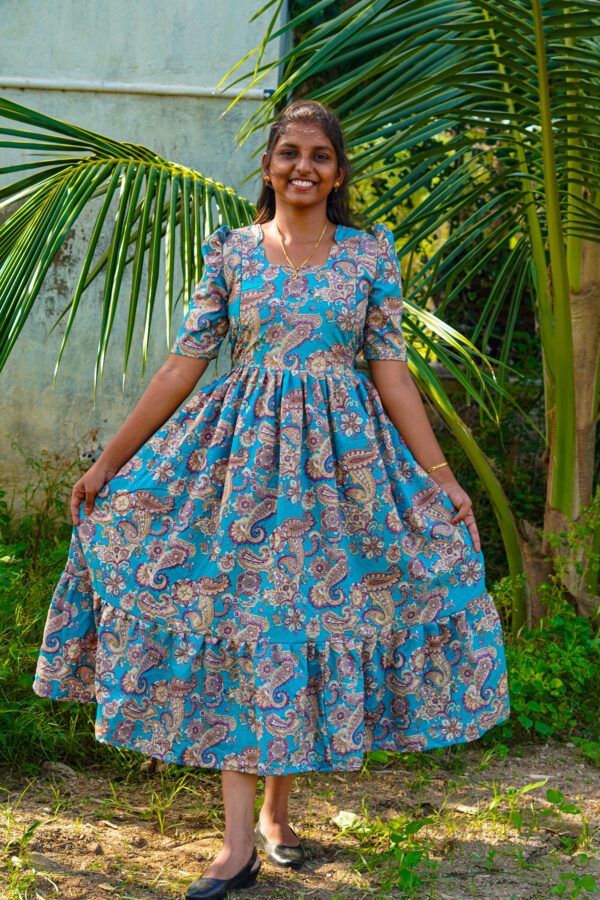 Sky blue color 2 tier feeding kuruthi