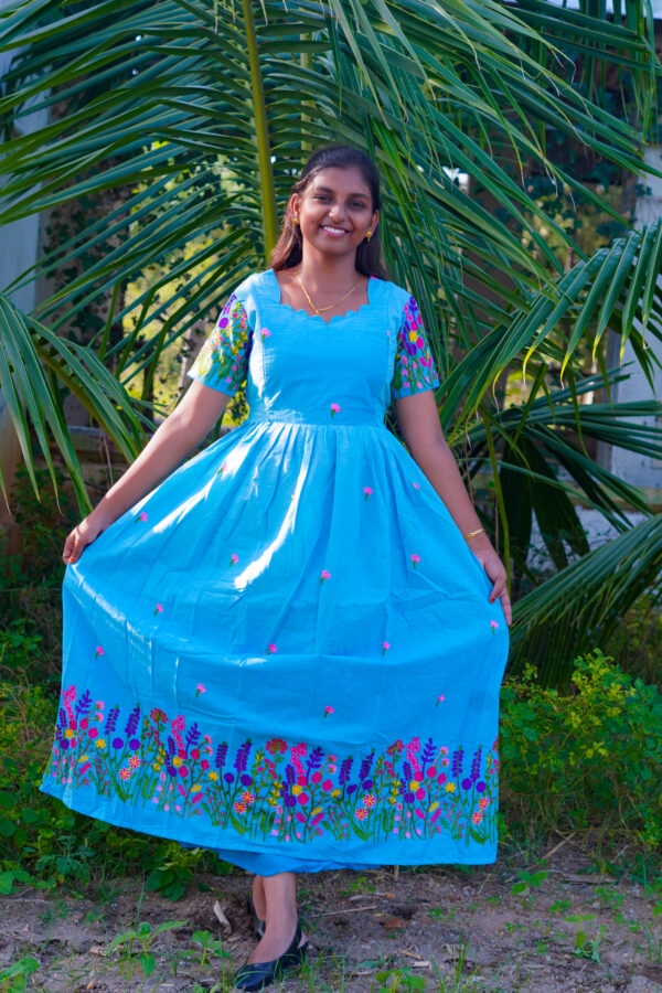 Embroidery work Blue color pure cotton feeding kuruthi