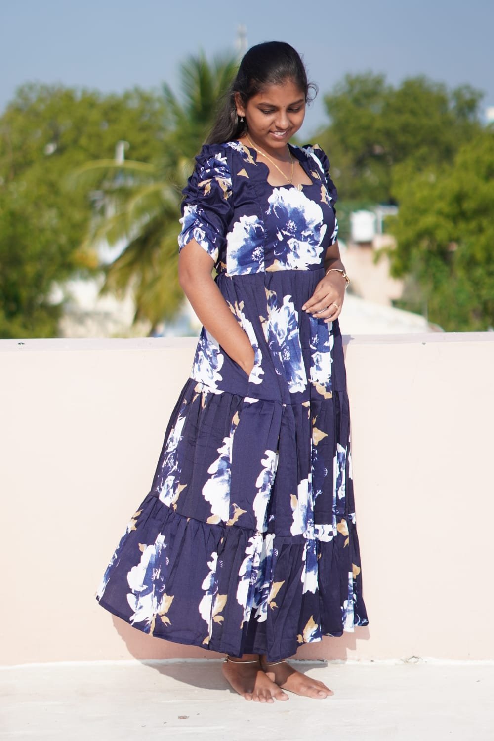 Deep blue color 3 tier Feeding kuruthi - Image 2