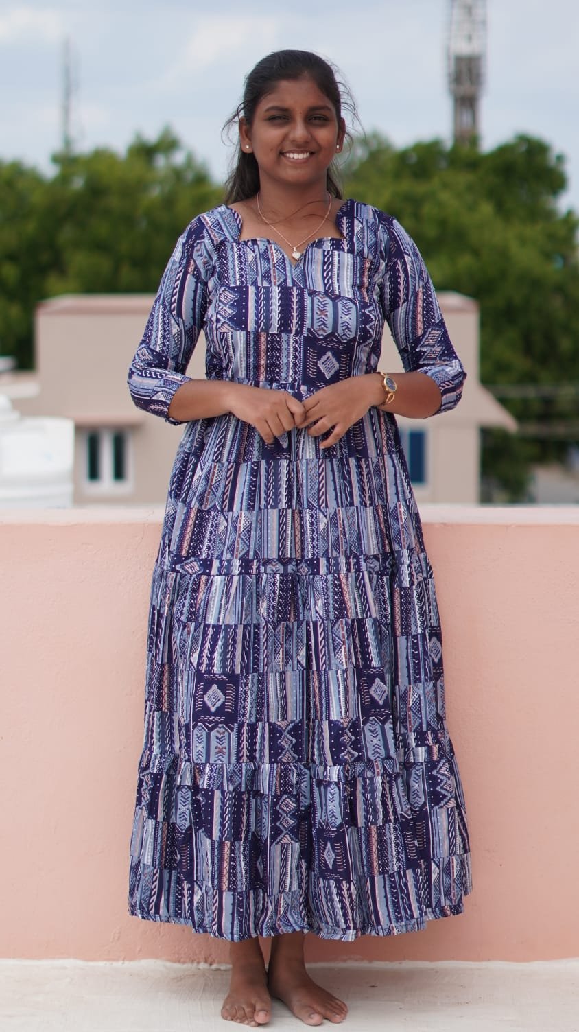 Neavy blue 3/4 sleeve 3 tier feeding kuruthi - Image 4