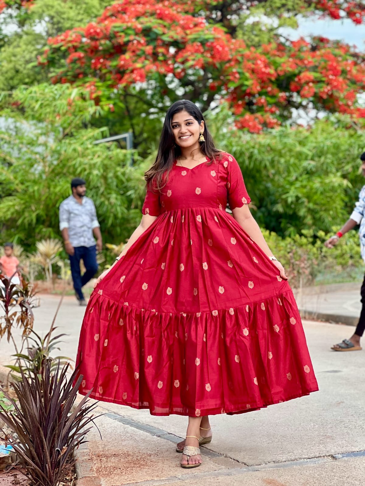 Red color Raw Silk feeding kuruthi - Image 7