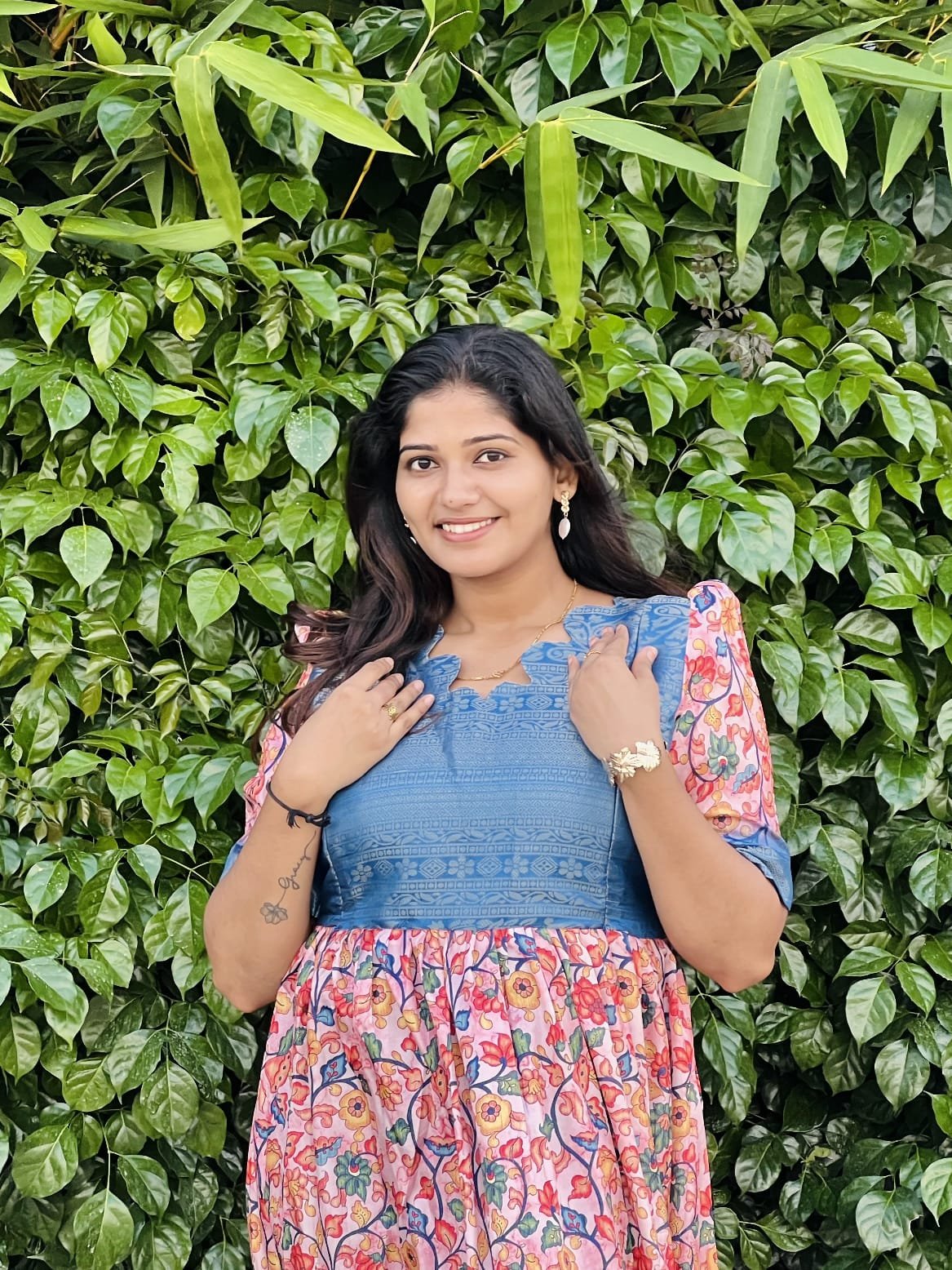 Powder Blue paired with a pink floral print. πΈπ - Image 2