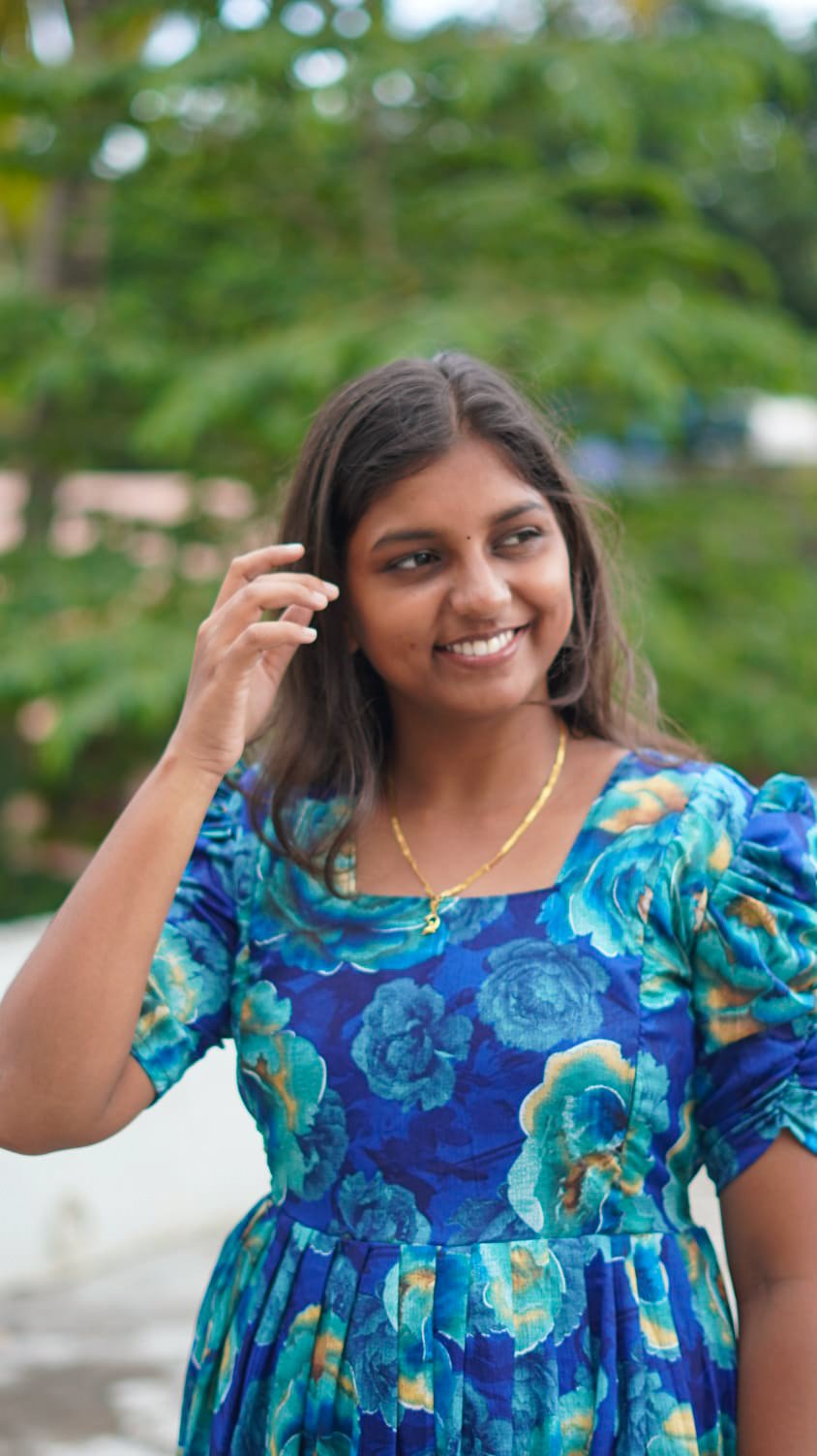 blue and green color color 3-Tier feeding kuruthi - Image 2