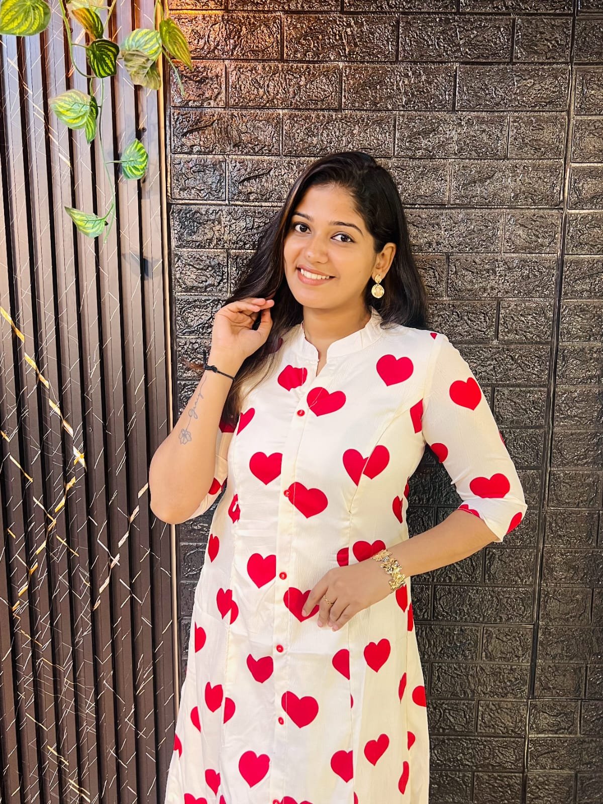 Red Hearts 3/4 sleeves Maternity & Feeding Set ❤️ - Image 3